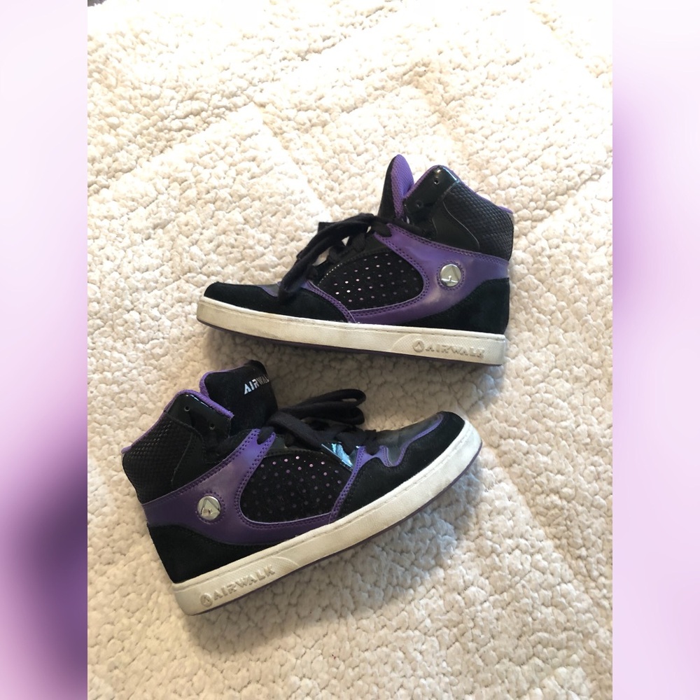 💜High Top Airwalk Sneakers